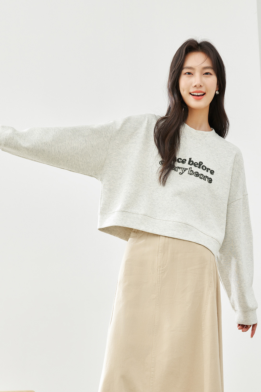 3D letter embroidered sweatshirt