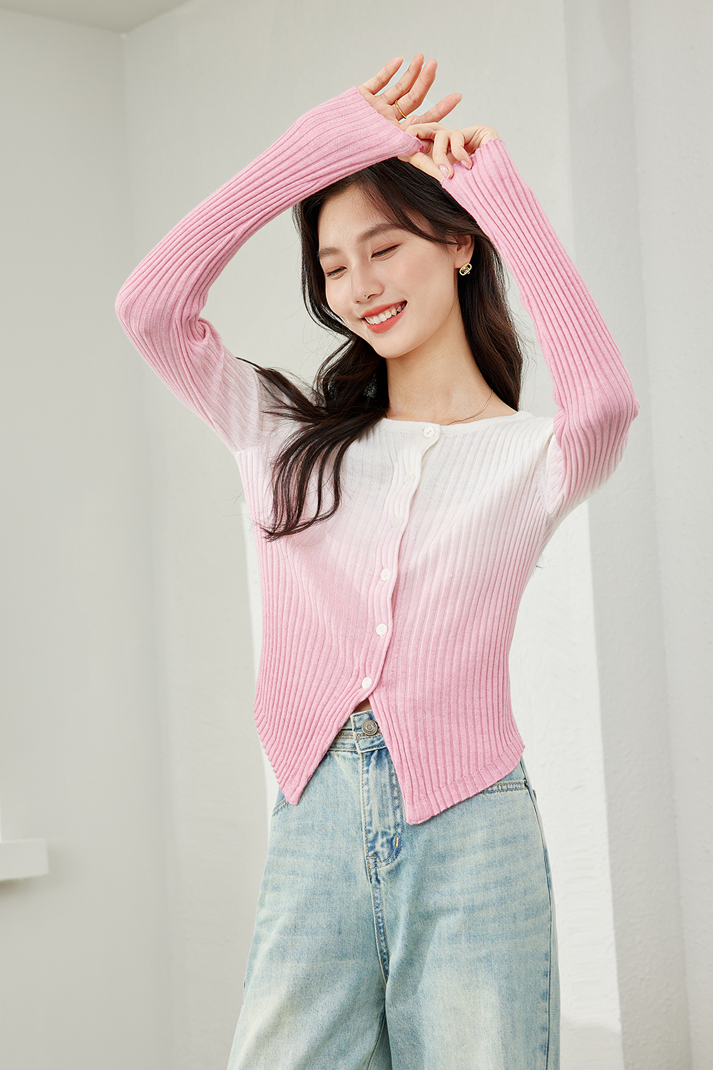 Round Neck Gradient Knit Cardigan-VIMLYSTORE