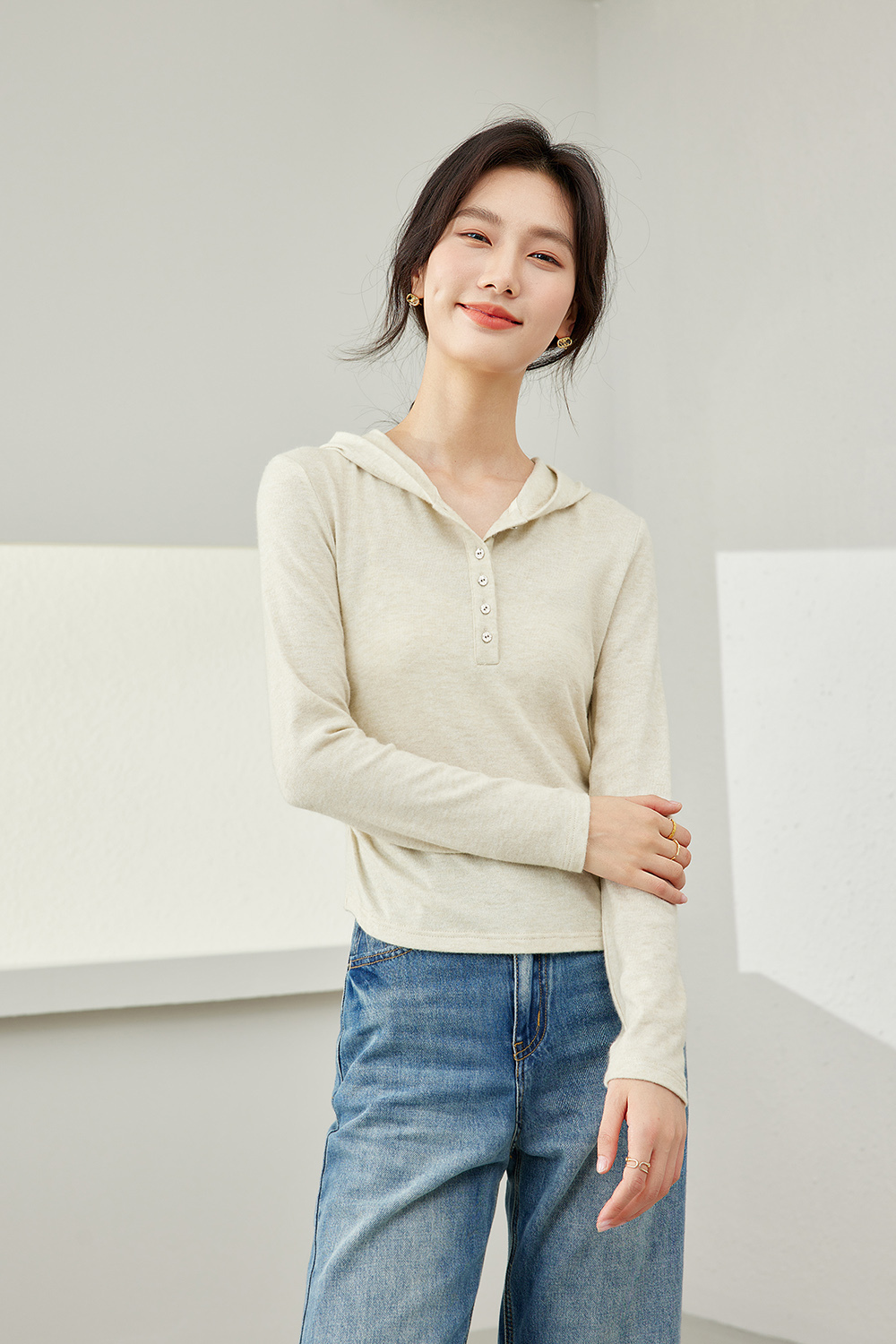 Versatile Slim-Fit Hooded T-Shirt