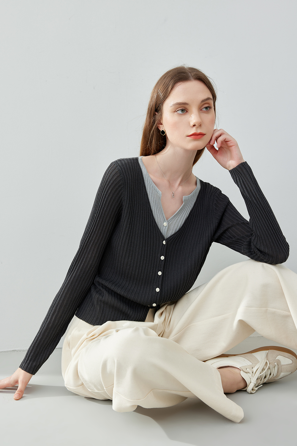 Collar Patchwork with Contrast Knit Cardigan-VIMLYSTORE