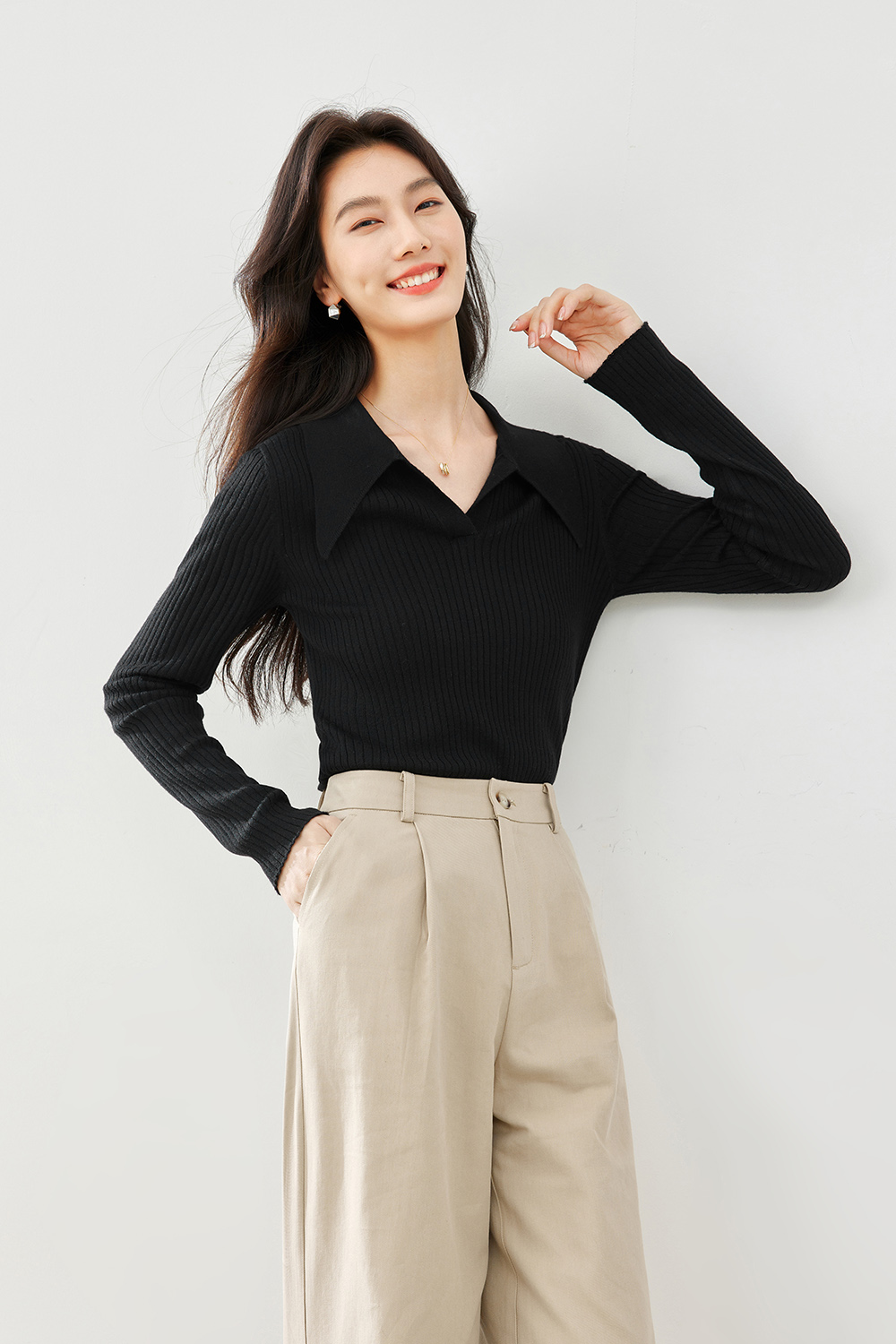 Slimming V-Neck Sweater