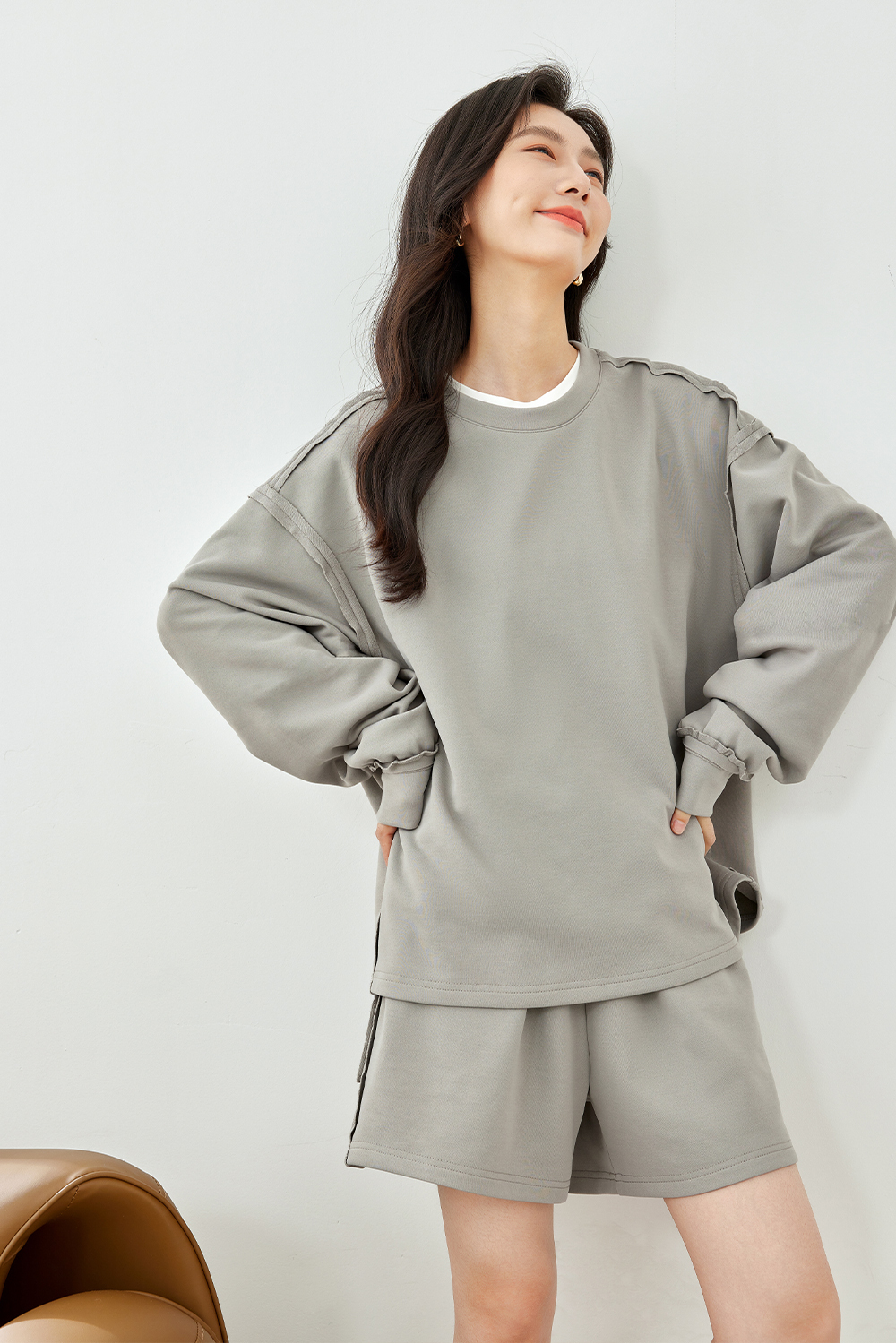 Loose Silhouette Sweatshirt Suit