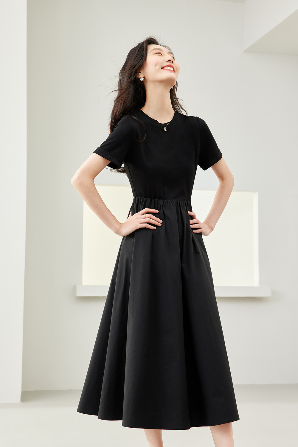 Commuter Short Sleeve Dress