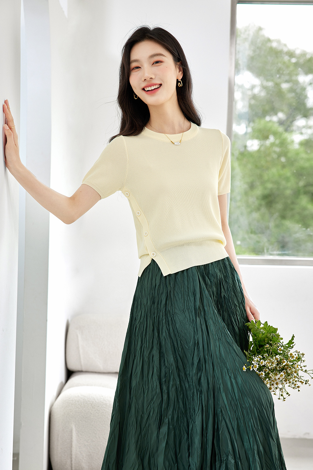 Lightweight Split-Slit Sweater