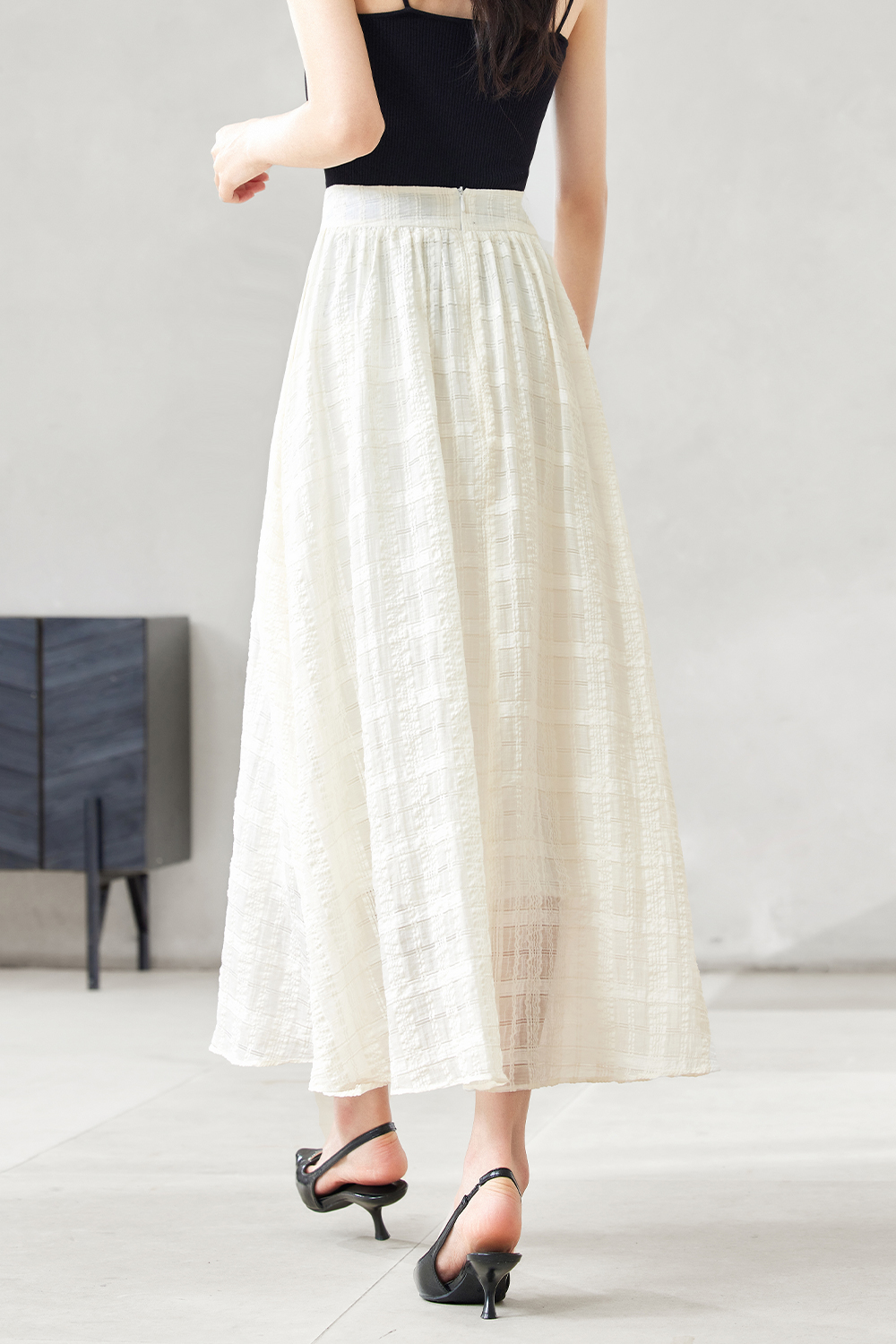 Dark Grid Big Hem Midi Skirt