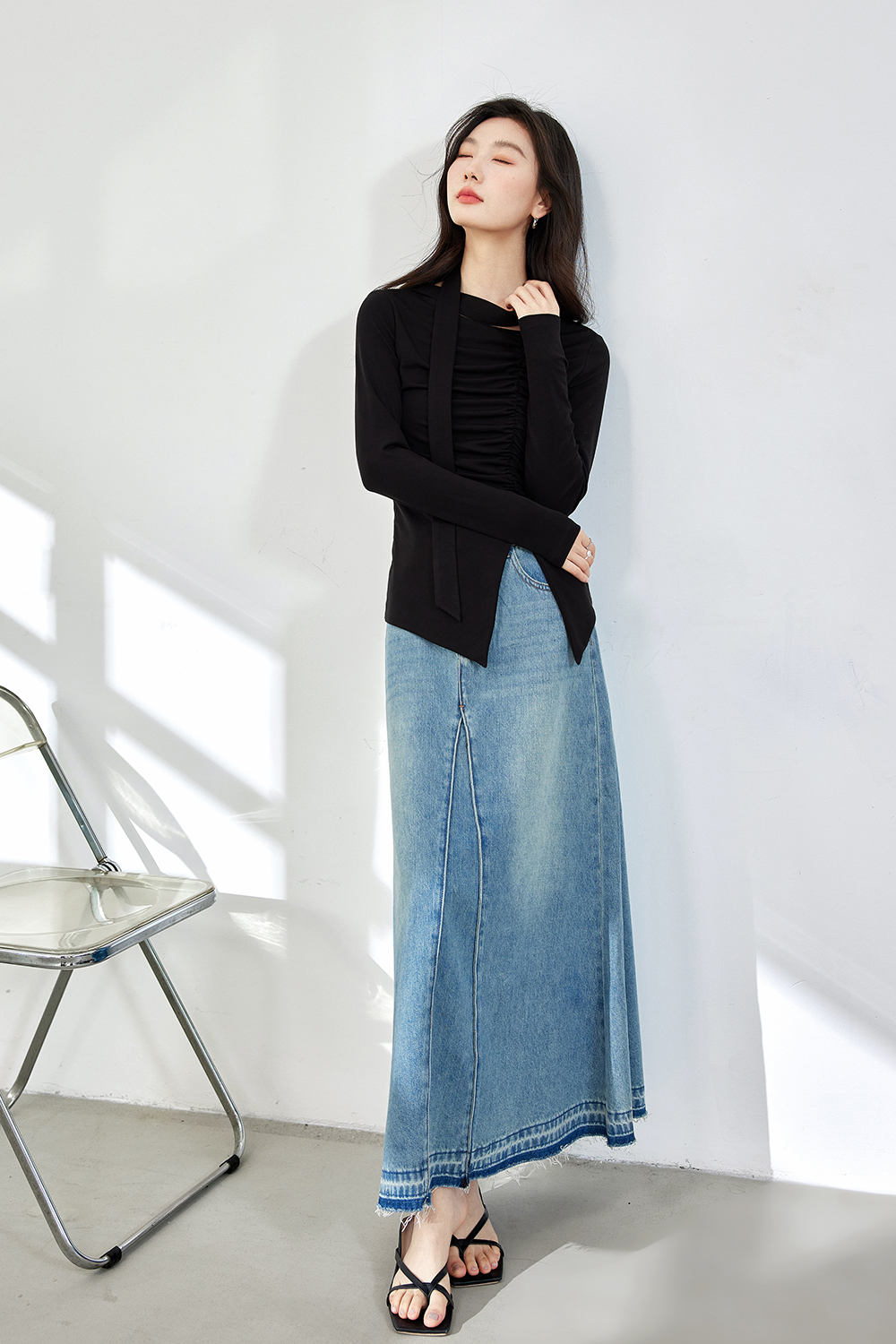 Retro Lyocell Pleated Ribbon T-Shirt