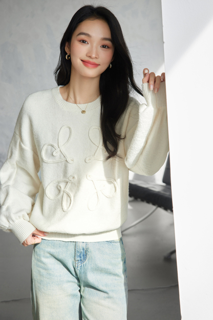 3D Line Design Sweater