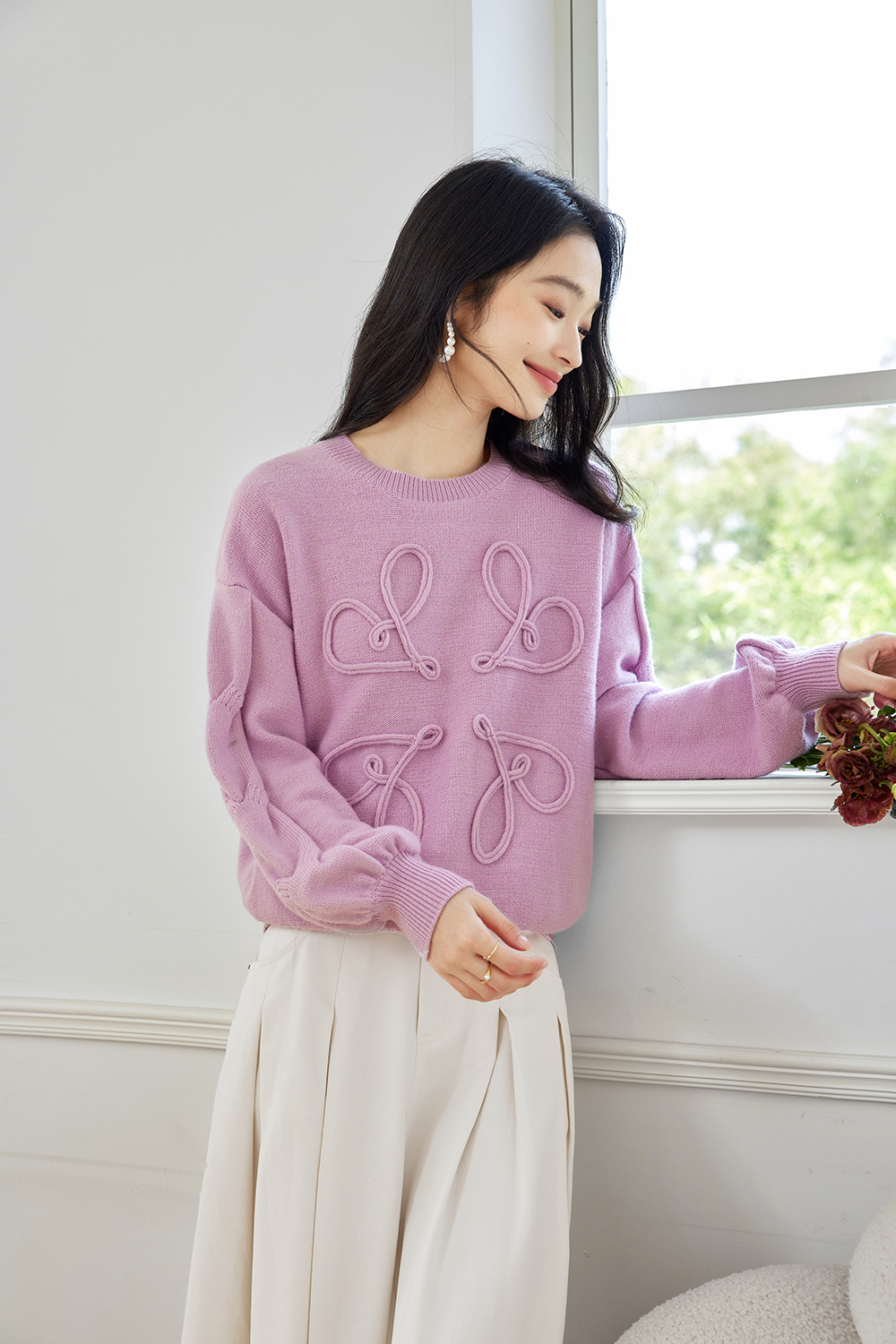 3D Line Design Sweater