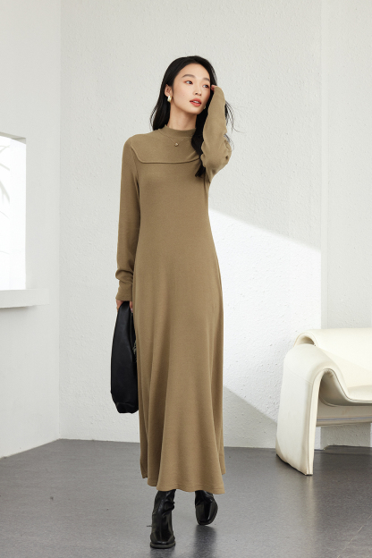 Inner waist-cinched knitted dress