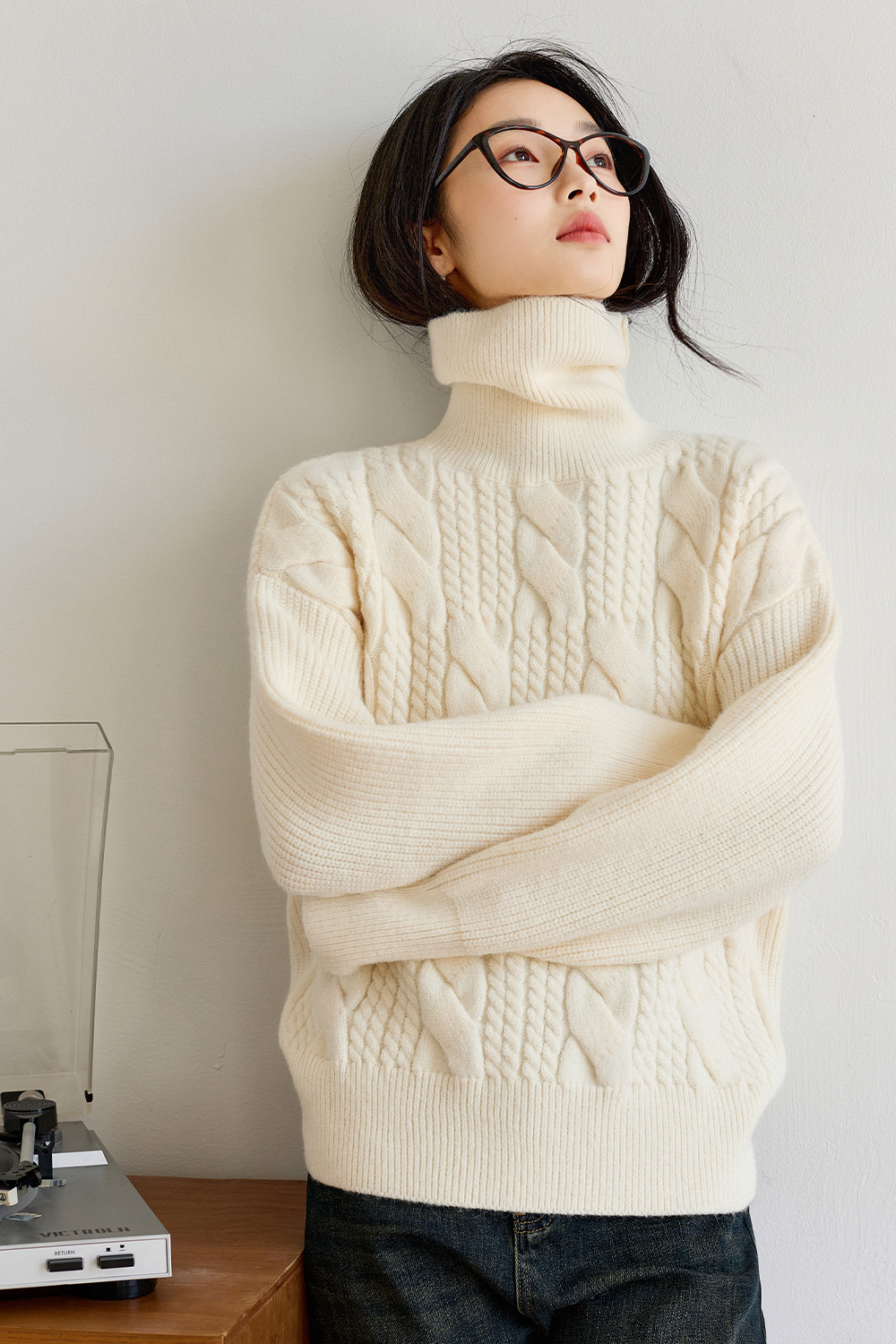 High neck cable design knitted sweater-VIMLYSTORE