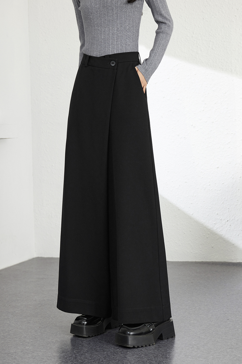 Urban-Style Asymmetric Culottes-VIMLYSTORE