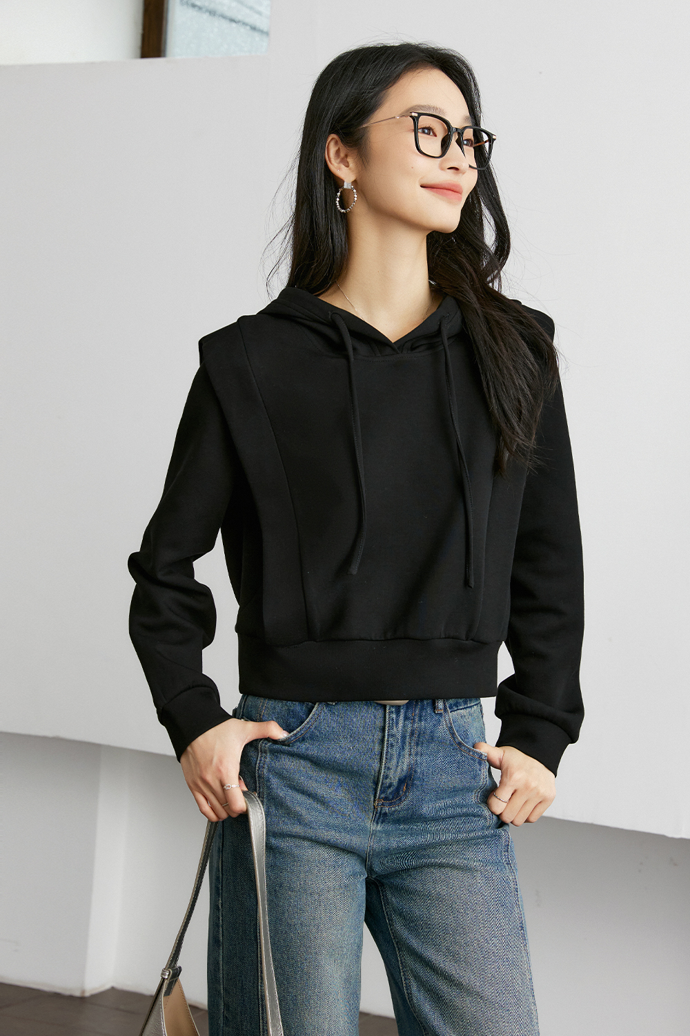 Versatile Commuter Hooded Sweatshirt