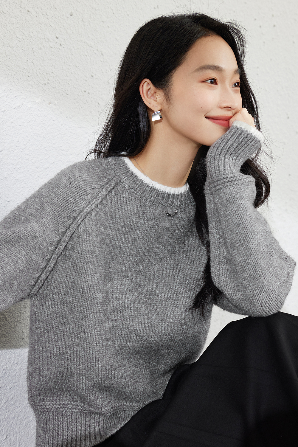 Warm Soft Grey Crewneck Sweater-VIMLYSTORE