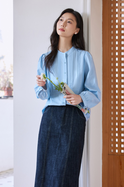 Round Neck Pleated Shirt