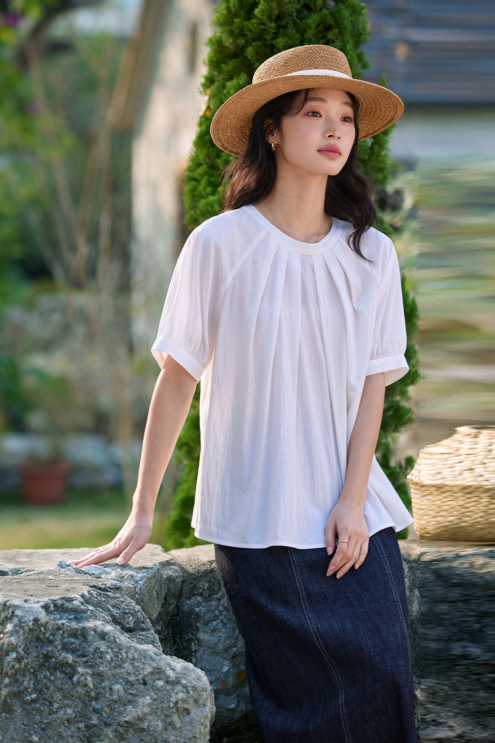 Pleated Collar Shirt