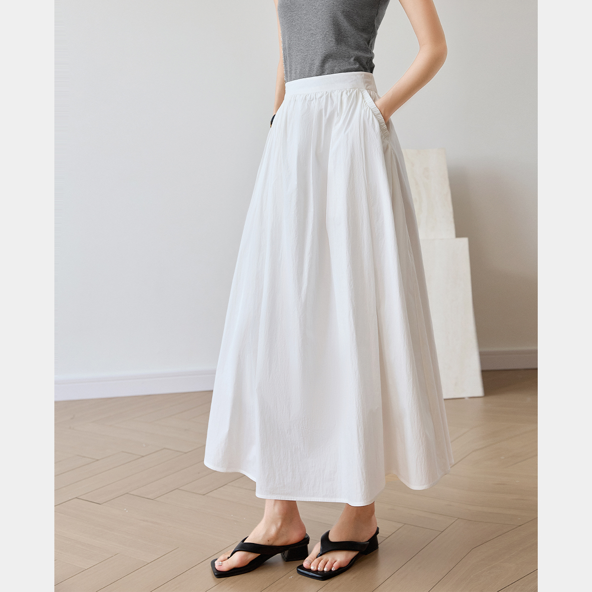 Soft And Loose Woven Umbrella Skirt