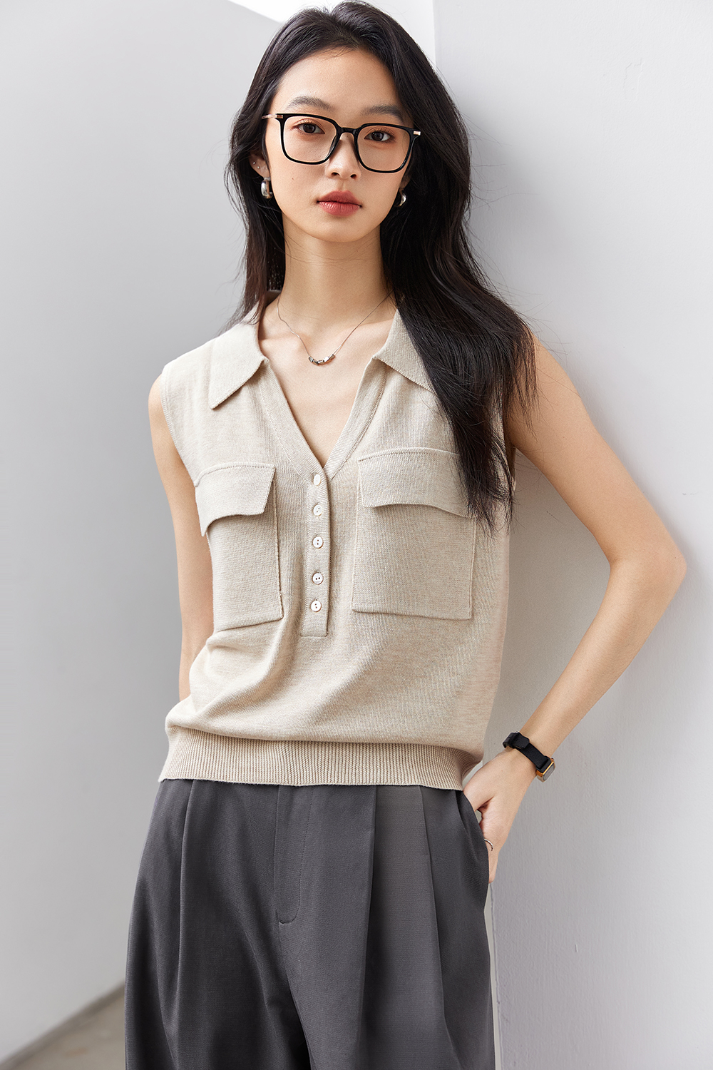 Lapel V-Neck Sweater