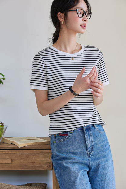 Lycocell Black And White Striped T-Shirt