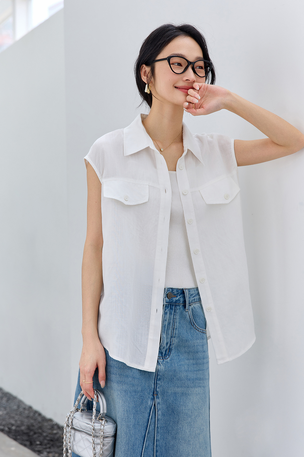 Commute-Elegance Sleeveless Cardigan with Lapel Collar-VIMLYSTORE