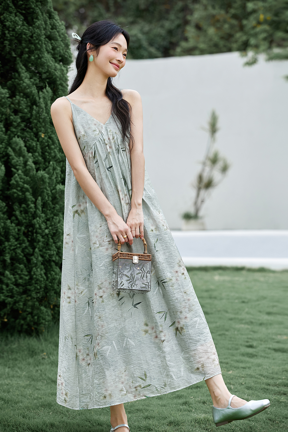 Contemporary Chinese V-Neck Lyocell Slip A-Line Maxi Dress-VIMLYSTORE