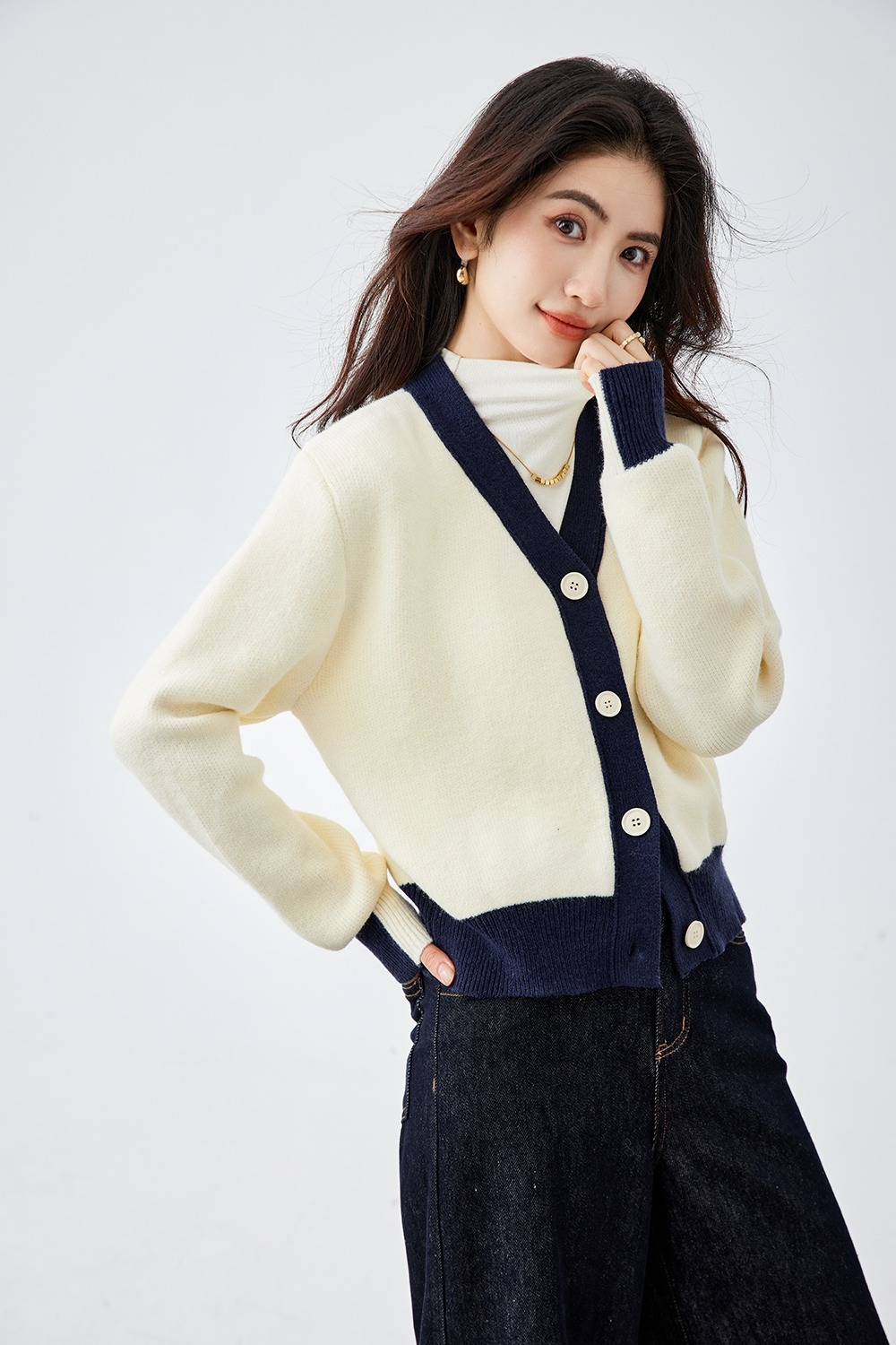 Apricot Lazy-Style Color-Block V-Neck Sweater Jacket
