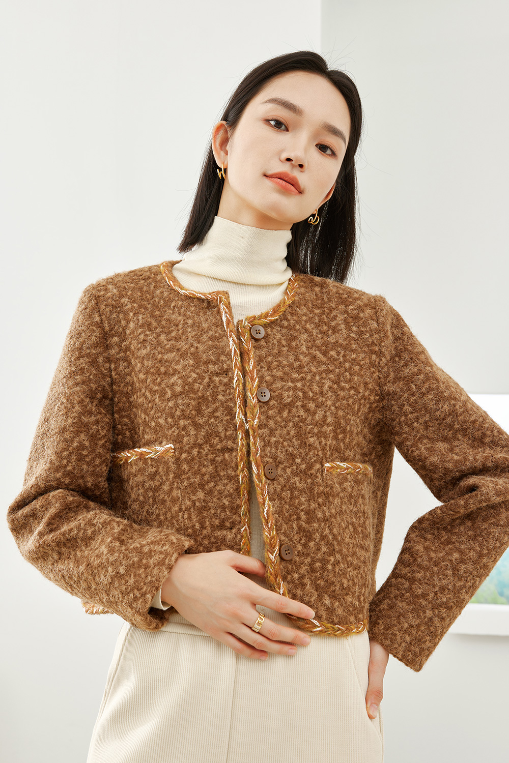 Short thickened tweed jacket