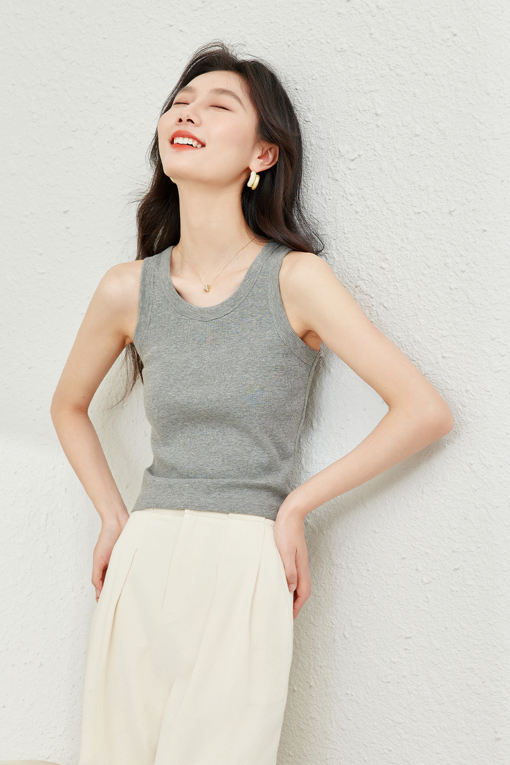 Crew Neck Knitted Vest