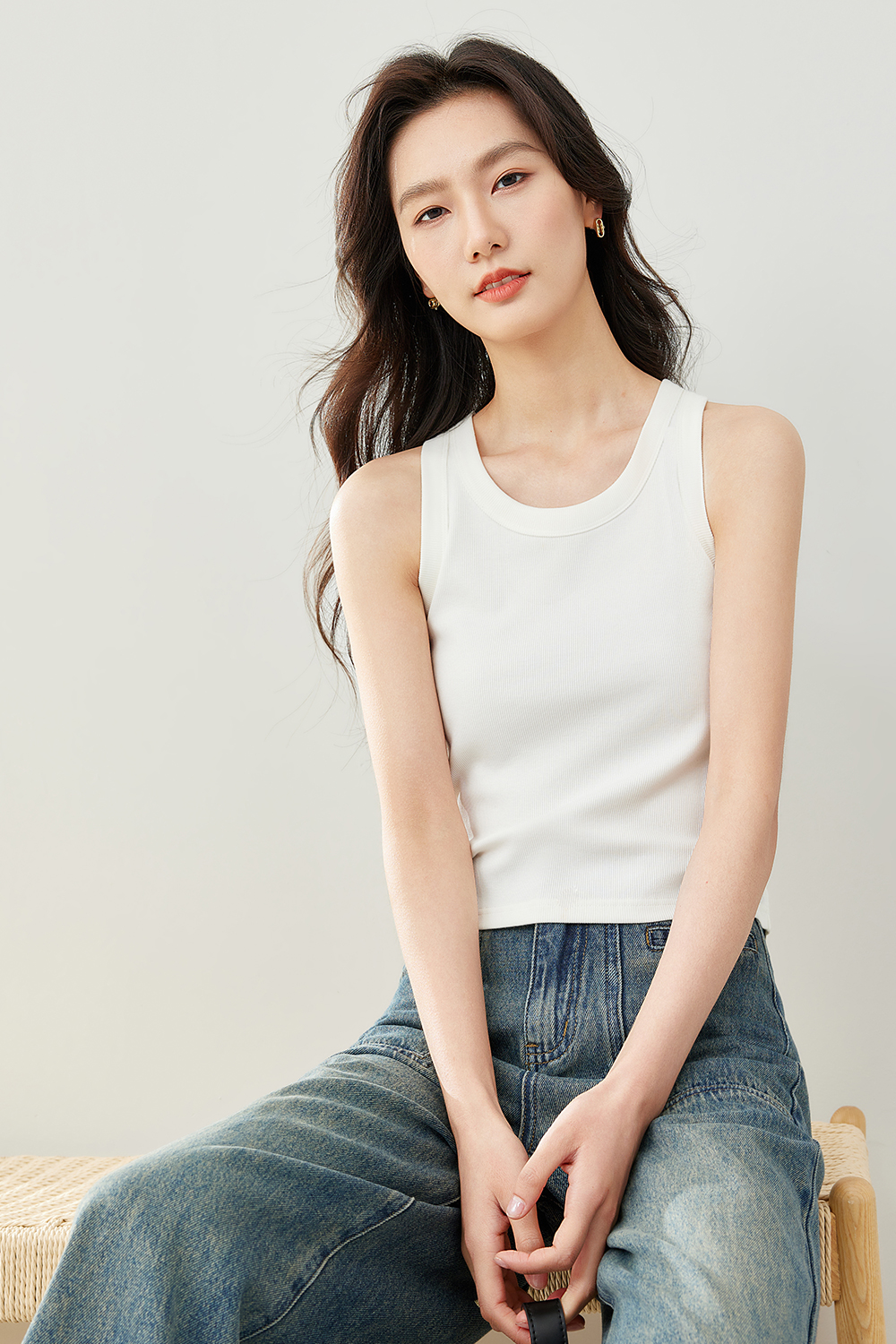 Crew Neck Knitted Vest