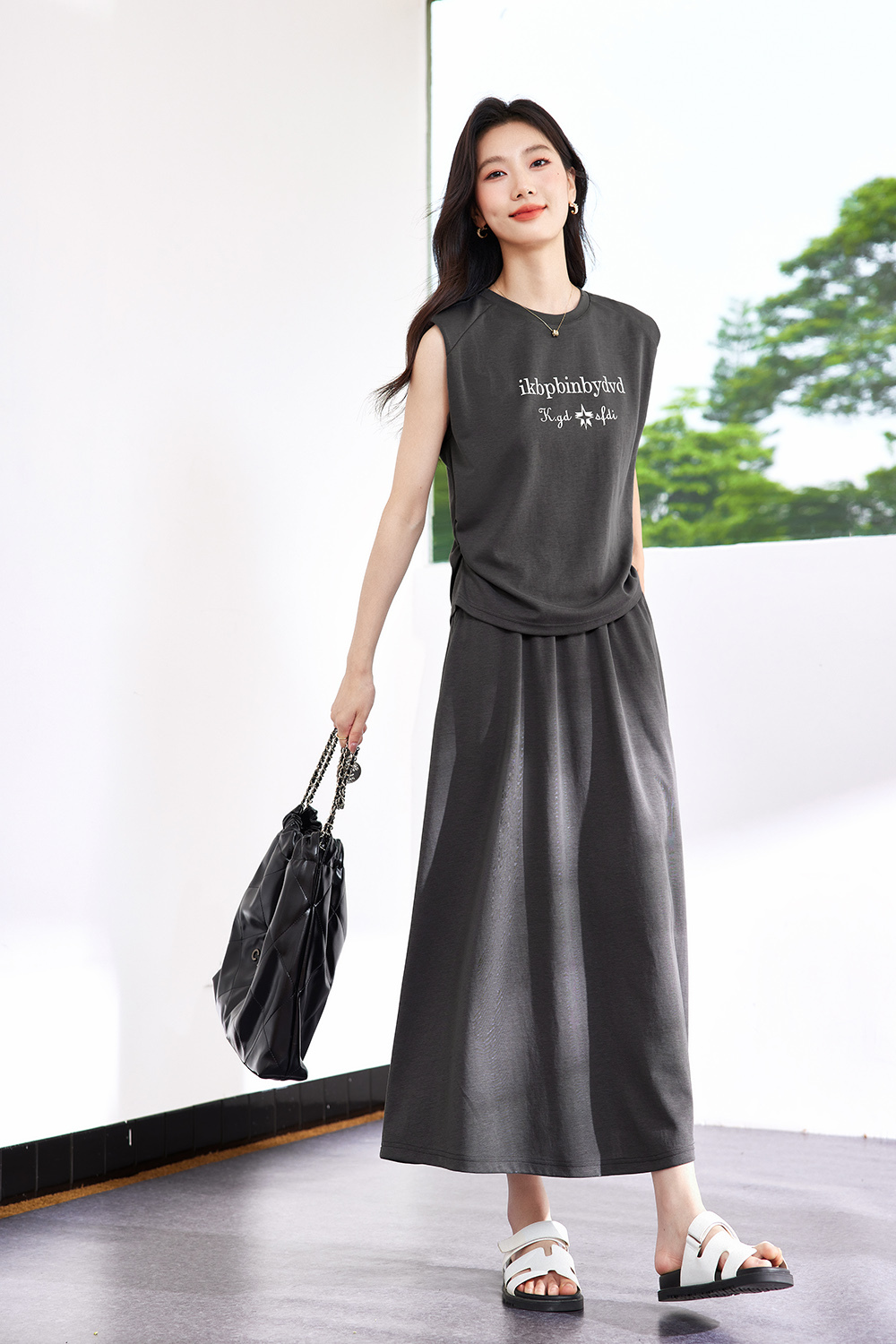 (暂无定价)Fashionable Printed Temperament Suit