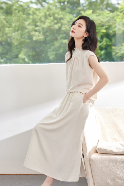 French Romantic Skirt Suit