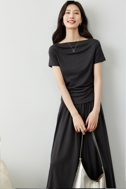 Simple And Light Knitted Suit