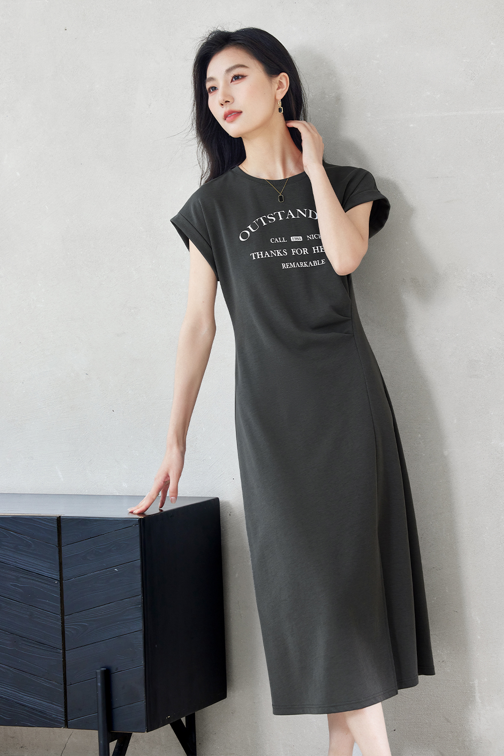 Printed Three-Dimensional Pleated Straight Dress