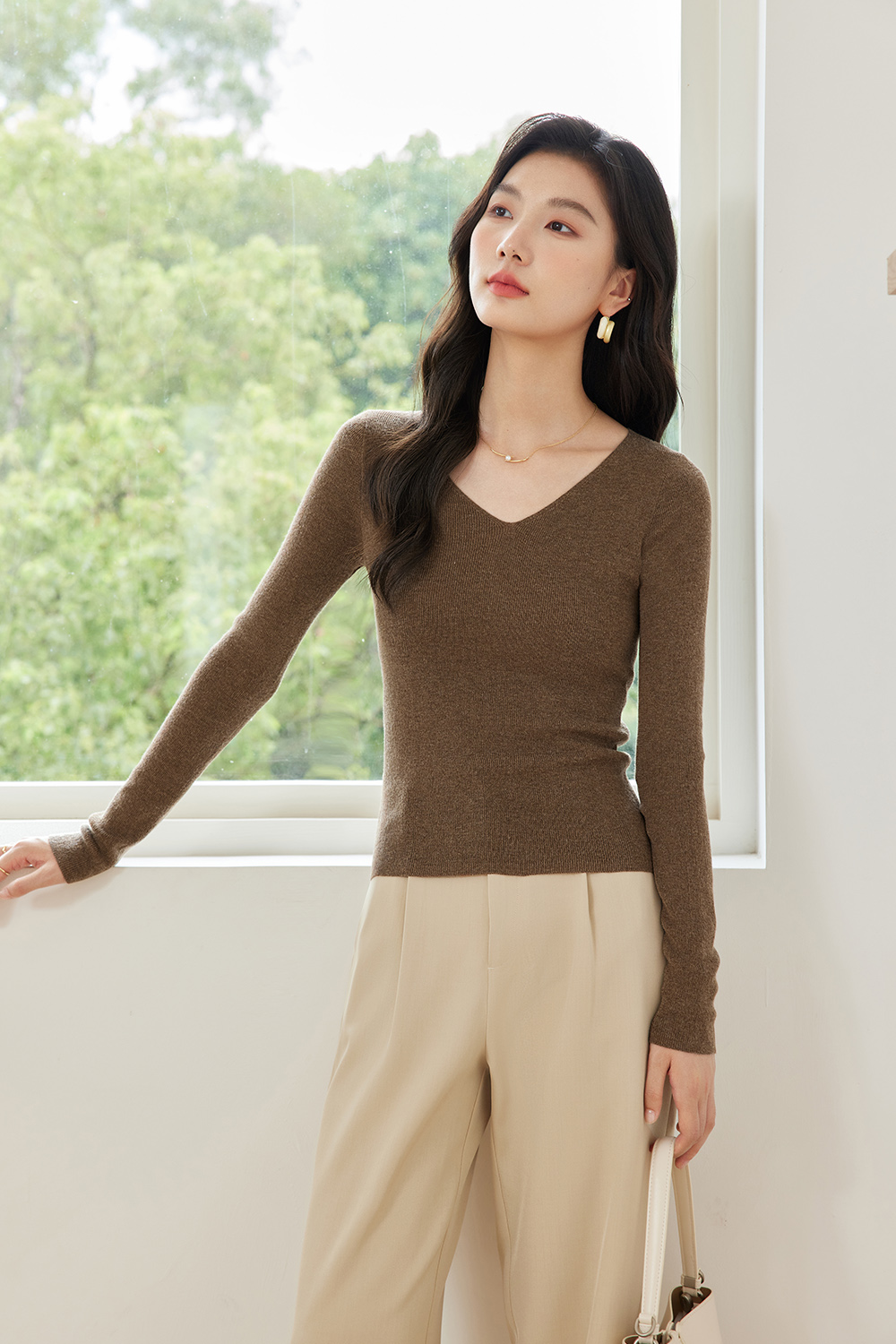 Casual And Versatile Base Sweater