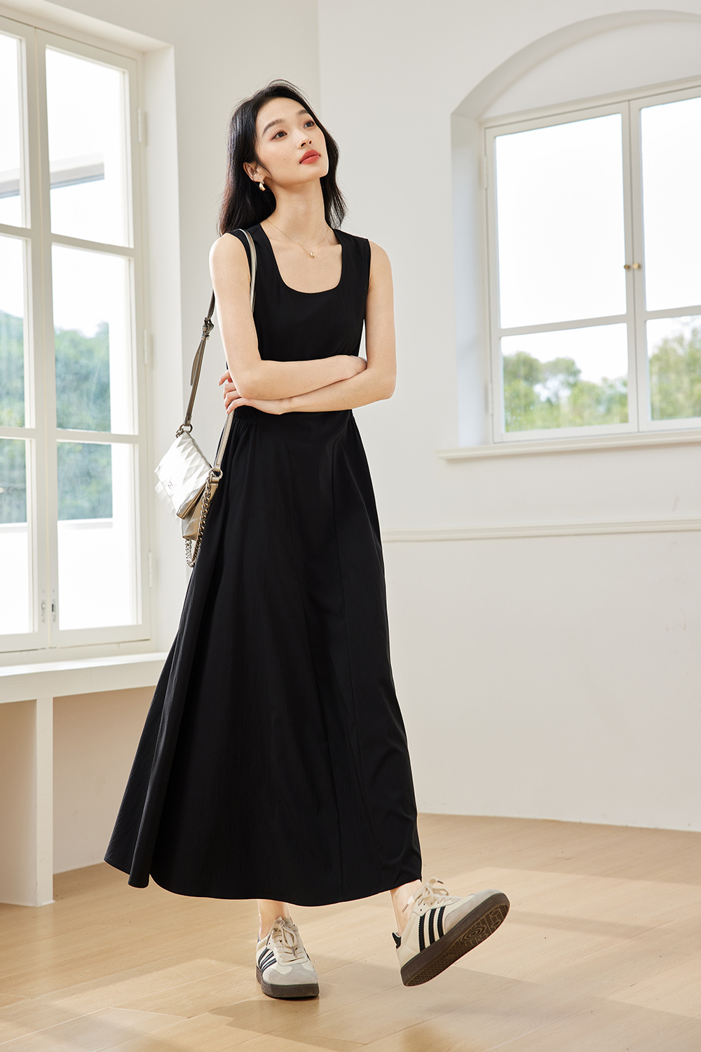 Elegant Sleeveless Vest Dress