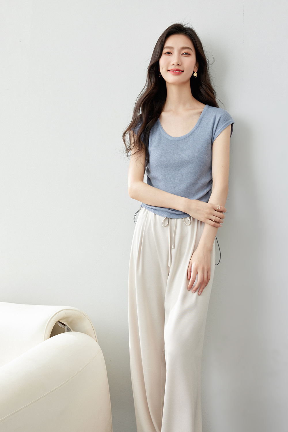 U-Neck Sleeveless Sweater