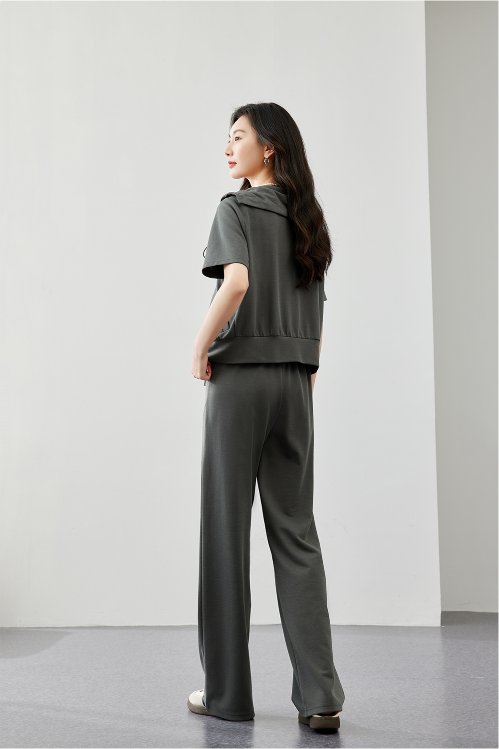 Fashionable Navy Collar Suit