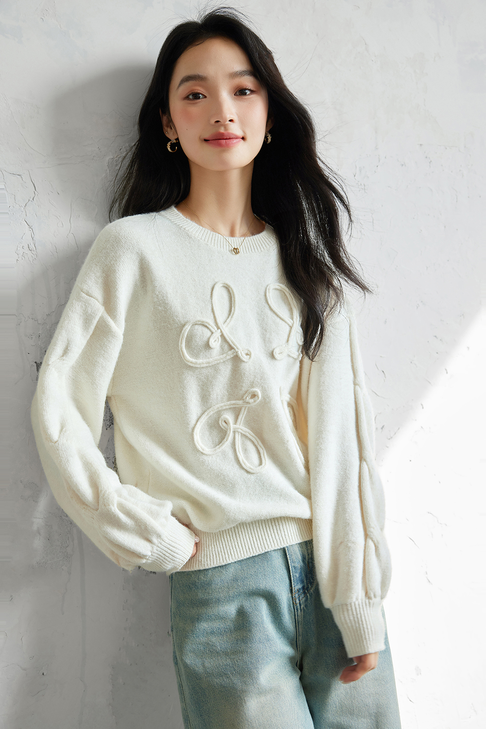 3D Line Design Sweater