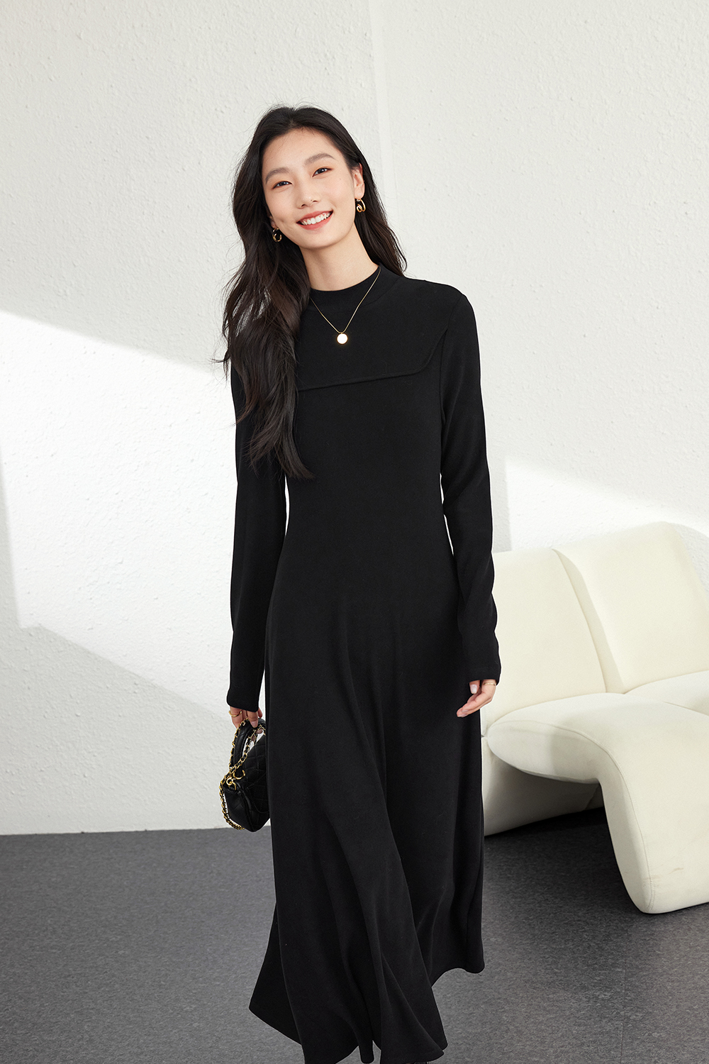 Inner waist-cinched knitted dress