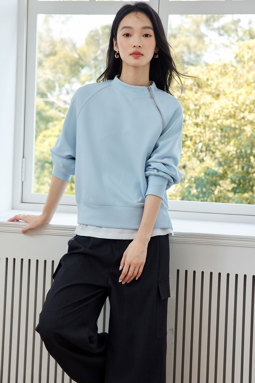 Structural Zipper Segmentation Sweatshirt