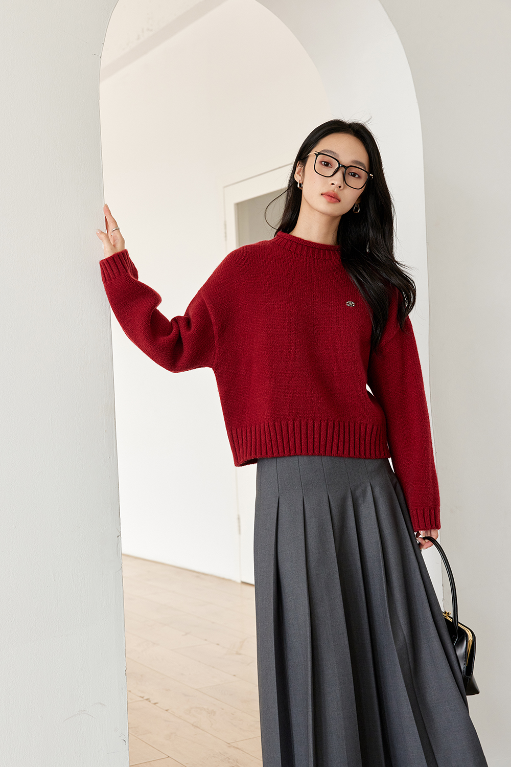 Rolled Hem Semi-High Neck Knitted Sweater-VIMLYSTORE