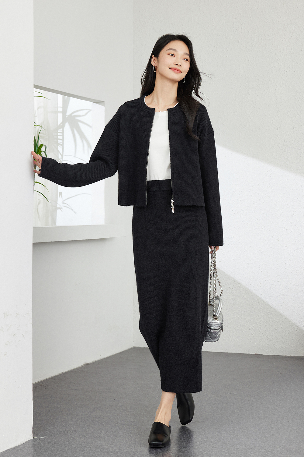 Simple And Relaxed Knitted Suit