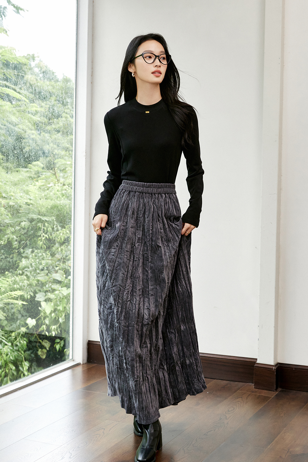 Wrinkled Velvet High-Waisted Midi Skirt-VIMLYSTORE