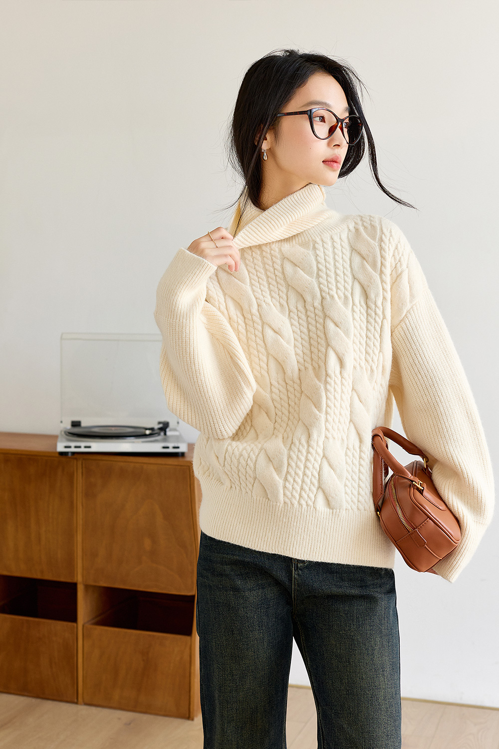High neck cable design knitted sweater-VIMLYSTORE