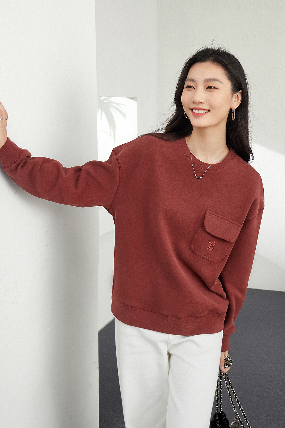 Thin-Fleece Embroidered Design Sweatshirt-VIMLYSTORE