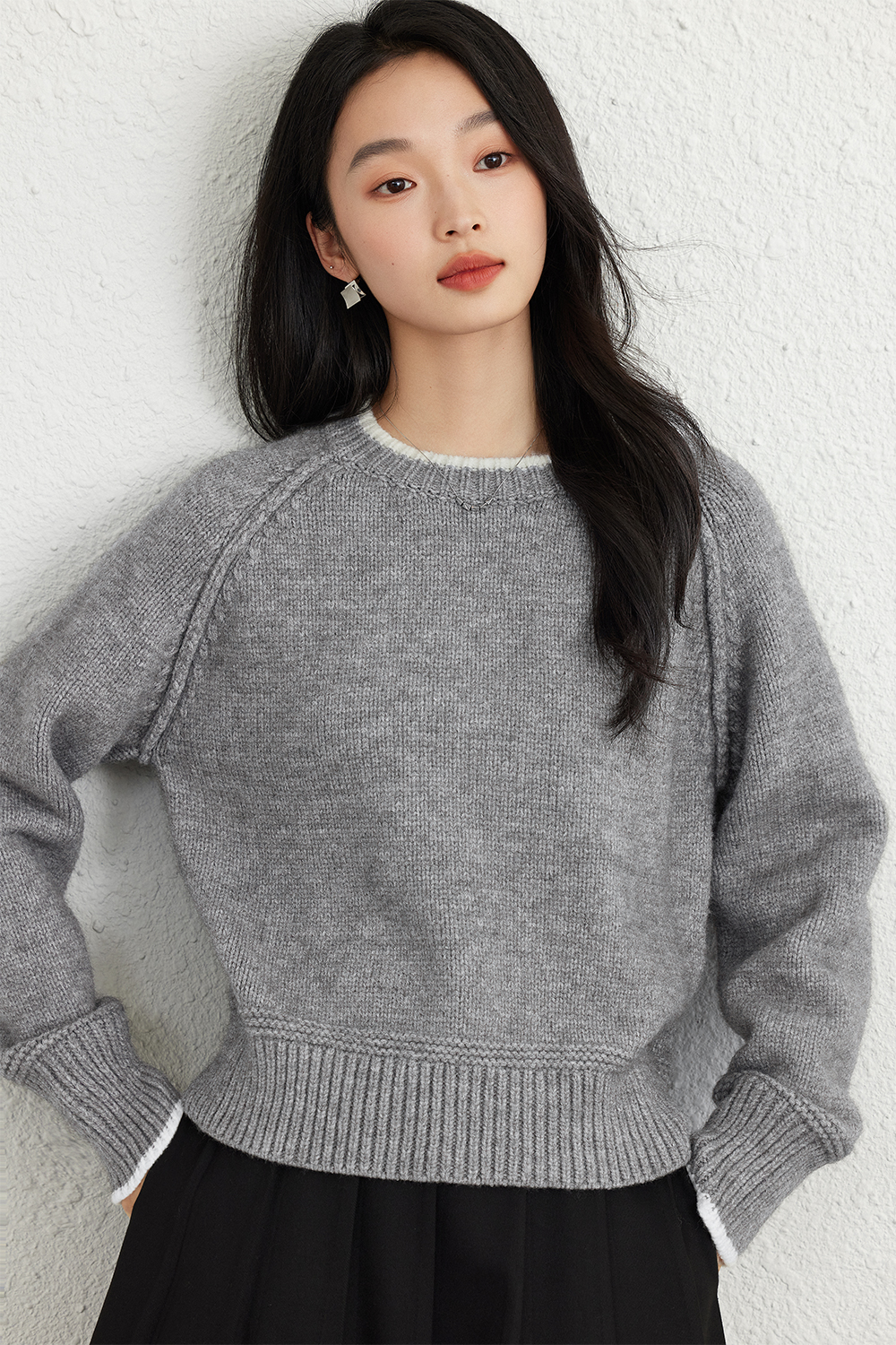 Warm Soft Grey Crewneck Sweater-VIMLYSTORE
