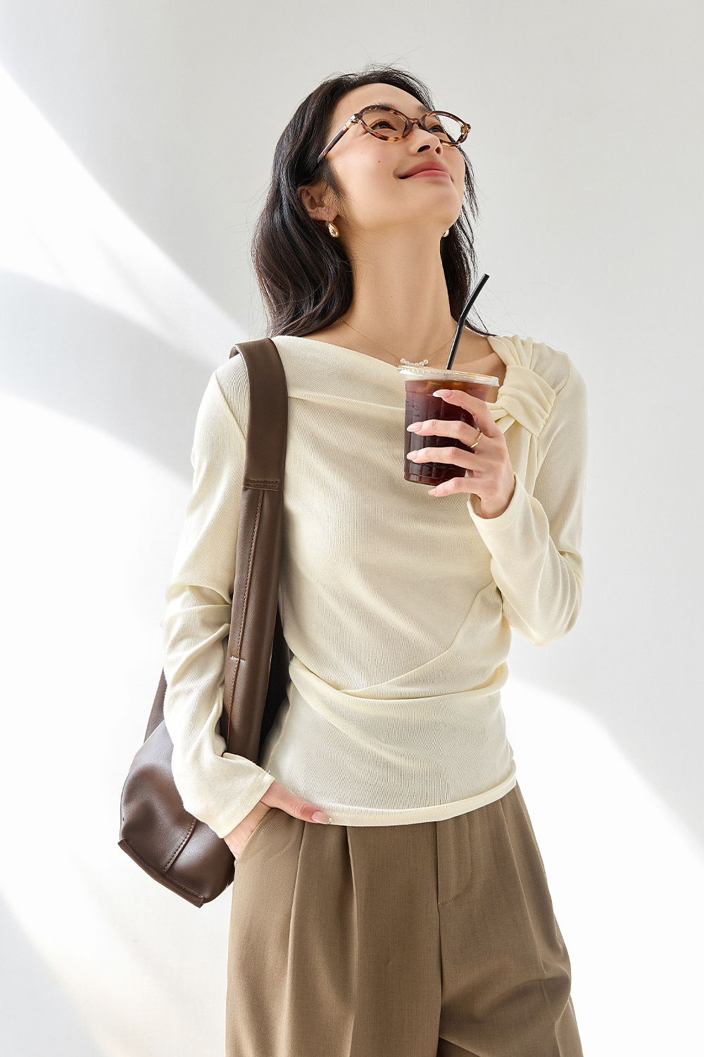 Simple Knotted Long-Sleeved T-Shirt