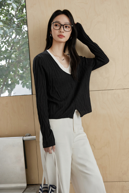 Faux Two-piece Comfortable Knitwear