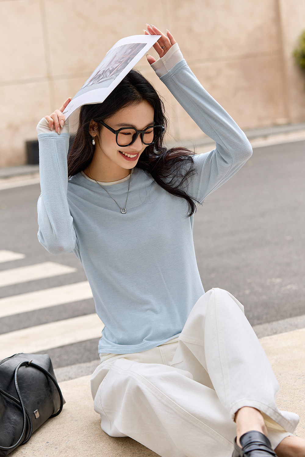 Contrast Color Round Neck T-Shirt-VIMLYSTORE