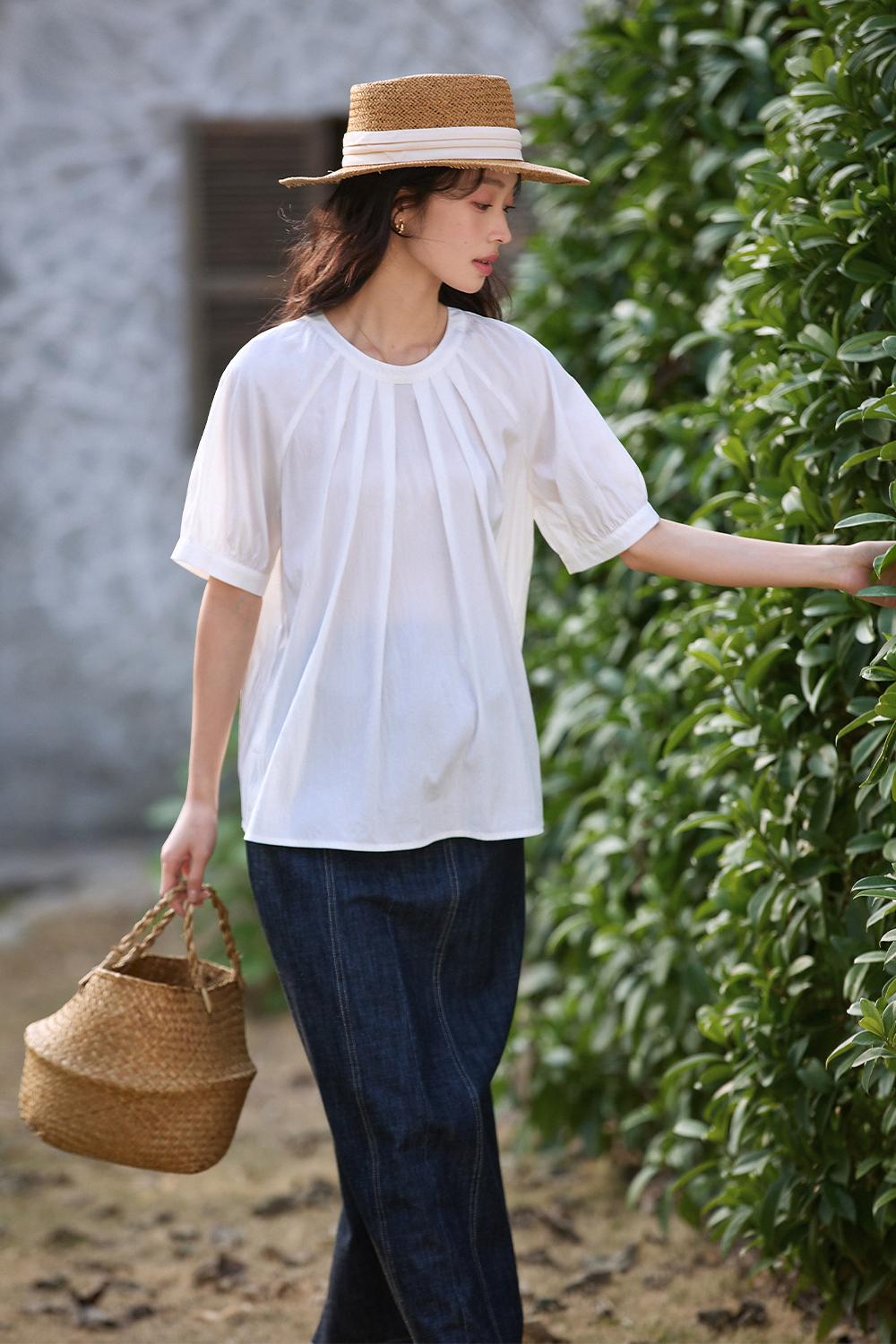 Pleated Collar Shirt