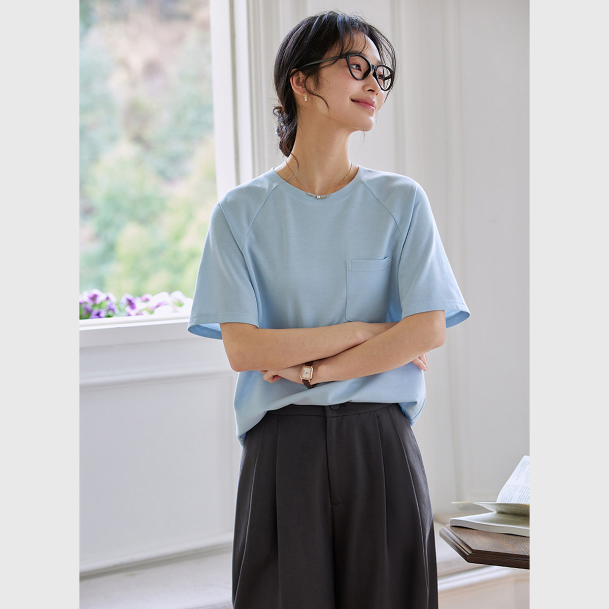 Loose T-Shirt With Patch Pockets